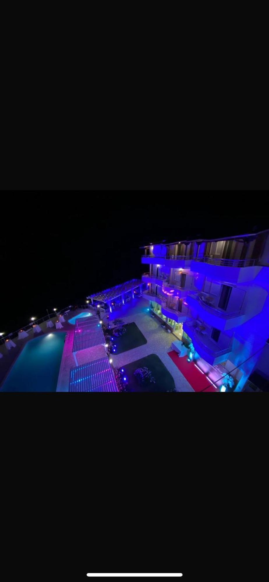Hotel Vila Kafe Lukove Ngoại thất bức ảnh