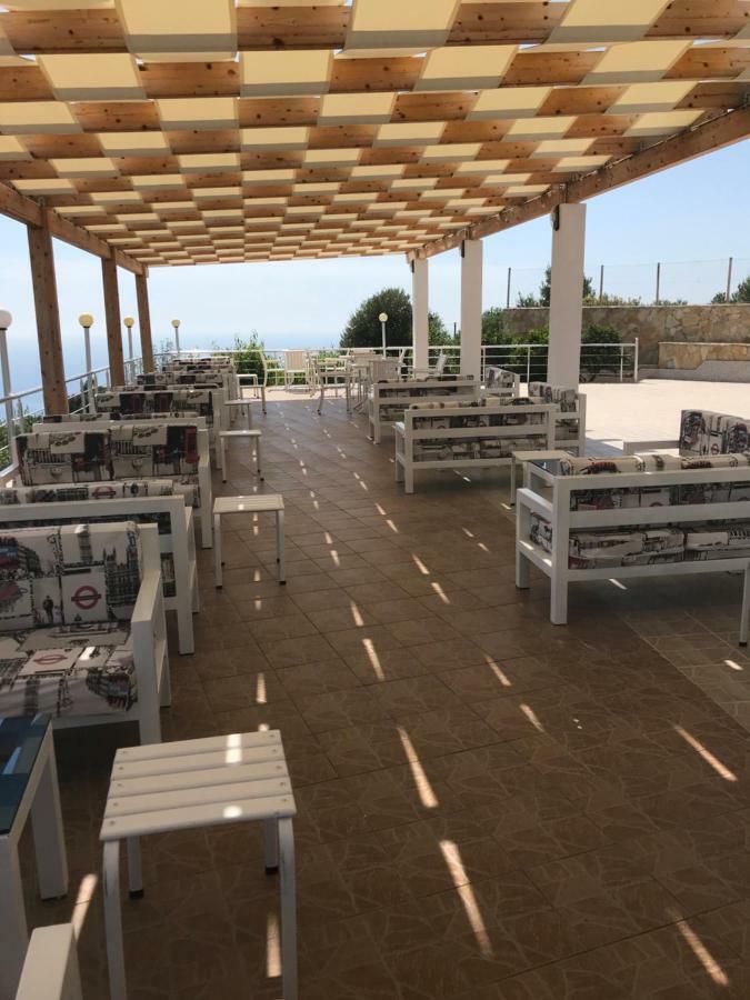Hotel Vila Kafe Lukove Ngoại thất bức ảnh